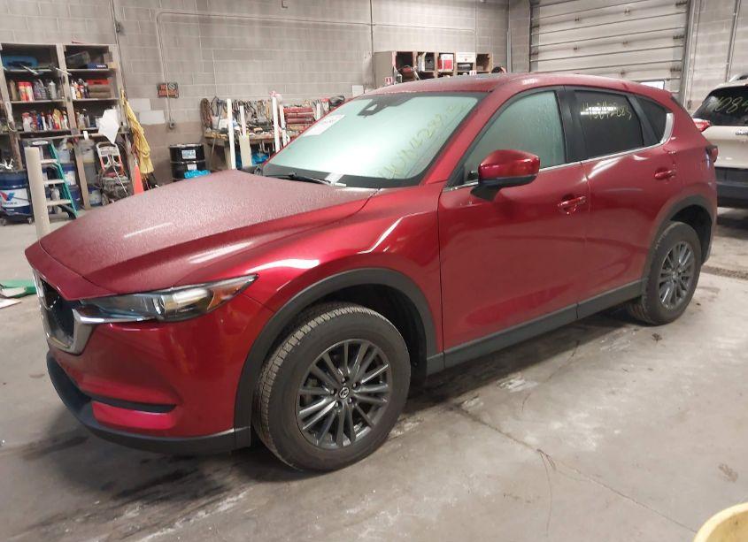 Photo 2 of 2020 Mazda Cx-5 TOURING (VIN JM3KFBCM4L1859163)