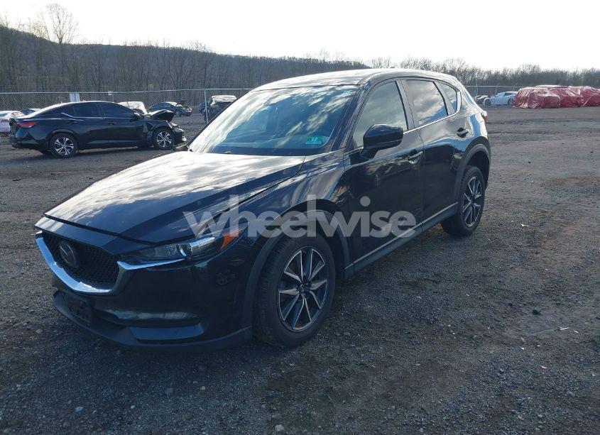 Photo 2 of 2018 Mazda Cx-5 TOURING (VIN JM3KFBCM5J0409962)