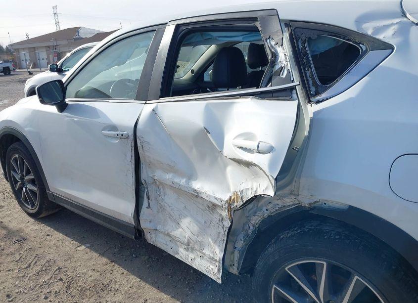 Photo 18 of 2018 Mazda Cx-5 TOURING (VIN JM3KFBCM5J0419035)