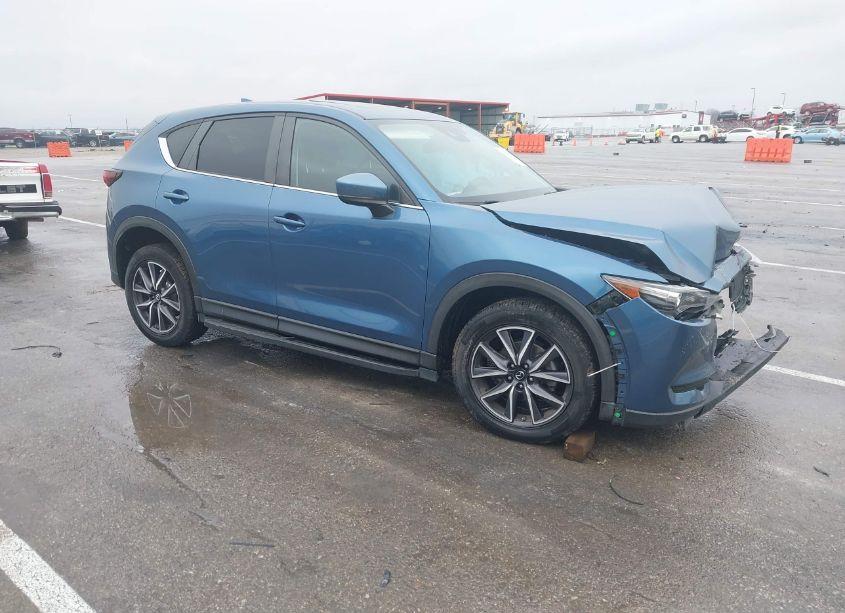 2018 Mazda Cx-5 TOURING (VIN JM3KFBCM5J0443836) main photo