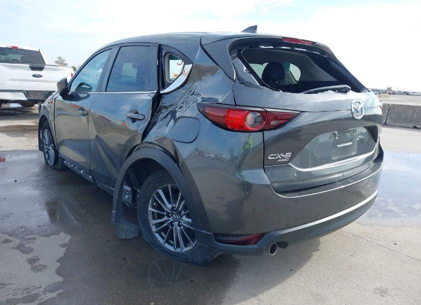 Photo 3 of 2019 Mazda Cx-5 TOURING (VIN JM3KFBCM5K0586674)