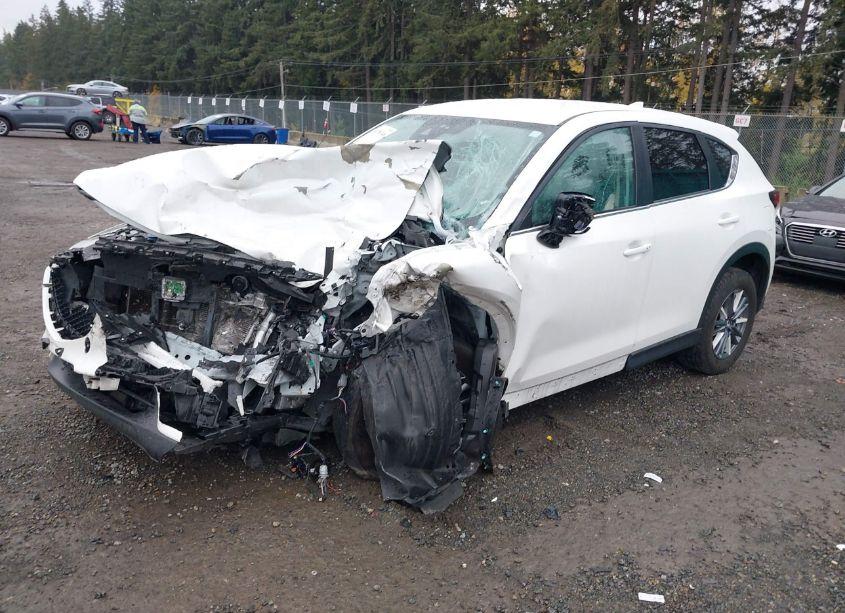 Photo 2 of 2019 Mazda Cx-5 TOURING (VIN JM3KFBCM5K1619649)