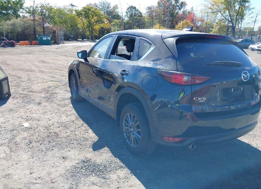Photo 3 of 2020 Mazda Cx-5 TOURING (VIN JM3KFBCM5L0847416)