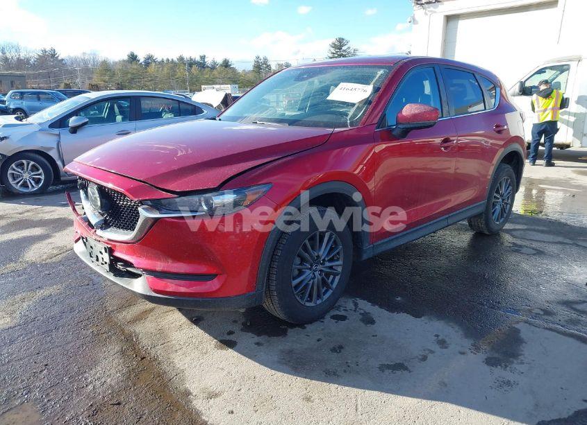 Photo 2 of 2020 Mazda Cx-5 TOURING (VIN JM3KFBCM5L0848128)