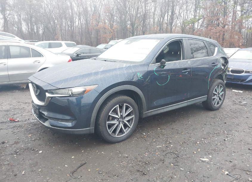 Photo 2 of 2018 Mazda Cx-5 TOURING (VIN JM3KFBCM6J0447183)