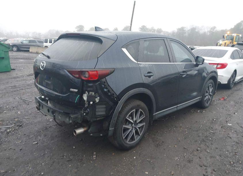 Photo 4 of 2018 Mazda Cx-5 TOURING (VIN JM3KFBCM6J0447183)
