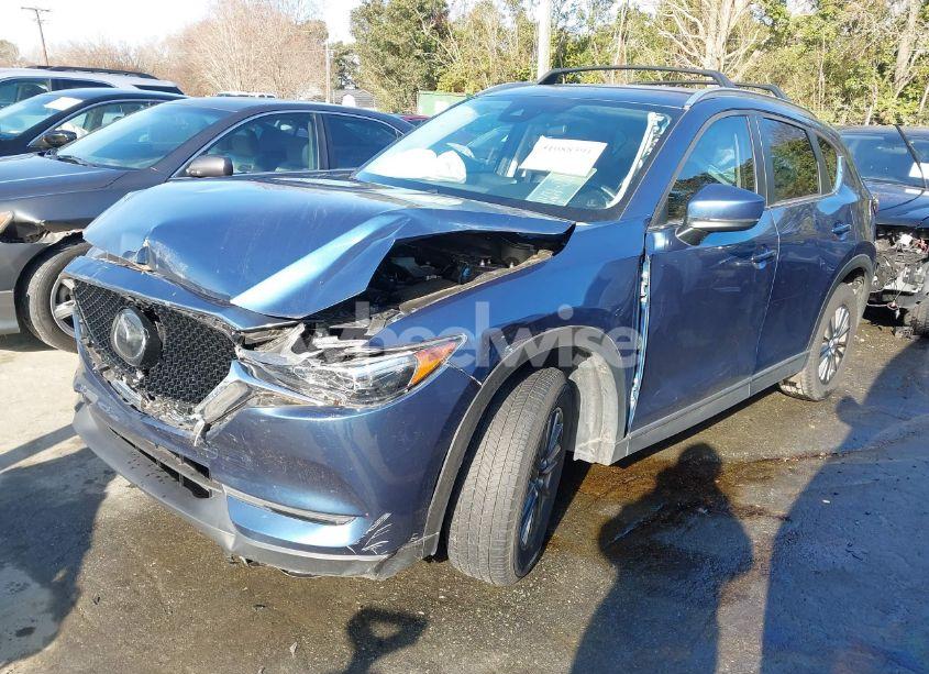 Photo 2 of 2020 Mazda Cx-5 TOURING (VIN JM3KFBCM6L0843651)