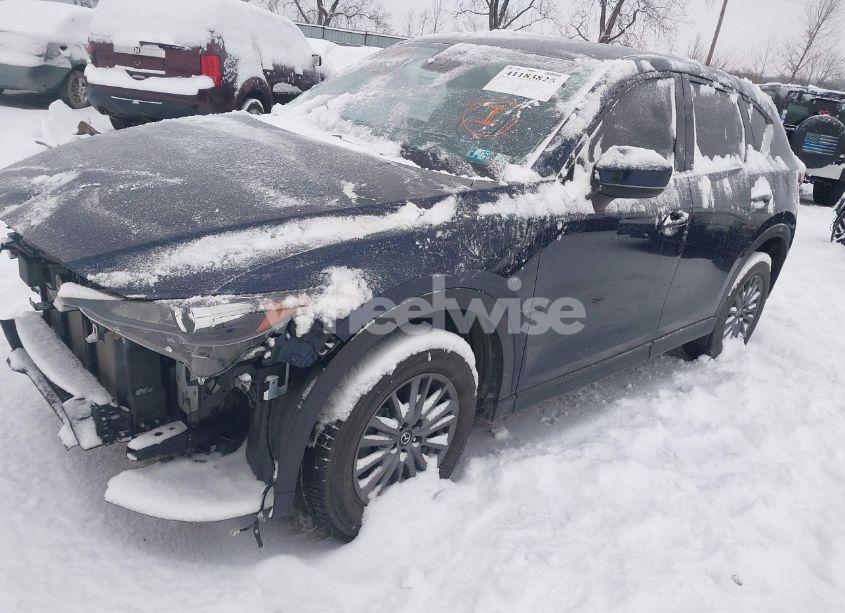 Photo 2 of 2021 Mazda Cx-5 TOURING (VIN JM3KFBCM6M0371713)