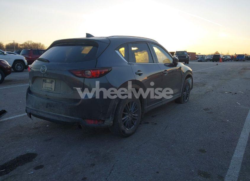 Photo 4 of 2021 Mazda Cx-5 TOURING (VIN JM3KFBCM6M1371138)