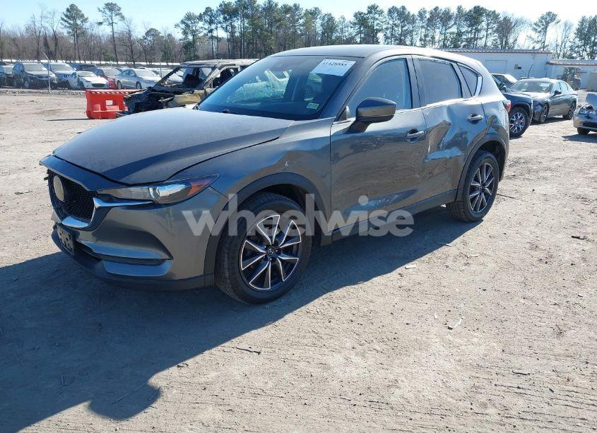 Photo 2 of 2018 Mazda Cx-5 TOURING (VIN JM3KFBCM7J0357881)