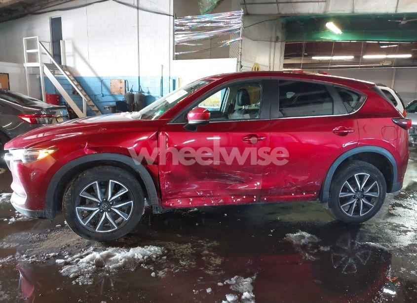 Photo 6 of 2018 Mazda Cx-5 TOURING (VIN JM3KFBCM7J0430425)