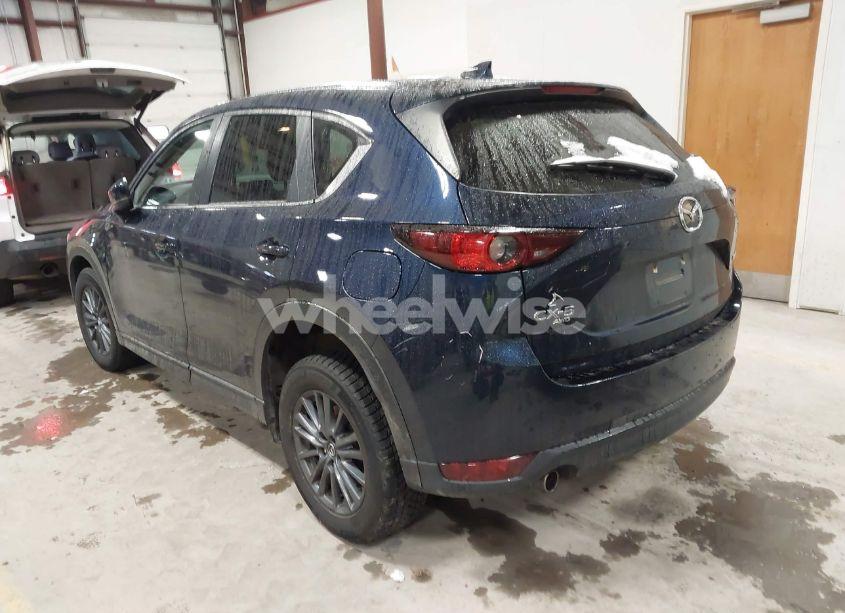 Photo 3 of 2020 Mazda Cx-5 TOURING (VIN JM3KFBCM7L1752589)