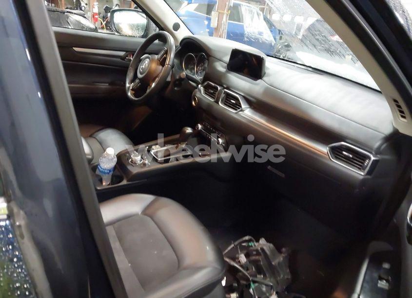 Photo 5 of 2020 Mazda Cx-5 TOURING (VIN JM3KFBCM7L1752589)