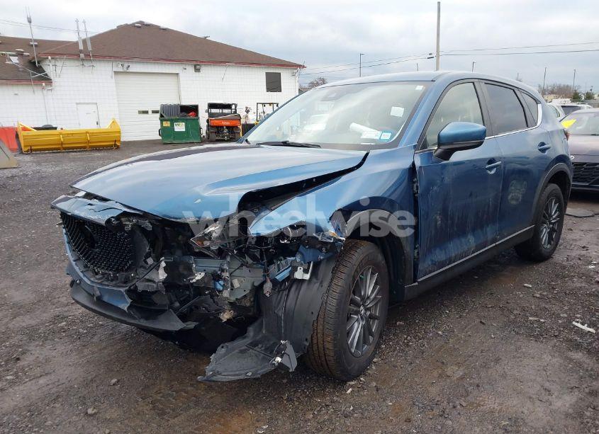 Photo 2 of 2021 Mazda Cx-5 TOURING (VIN JM3KFBCM7M0369503)