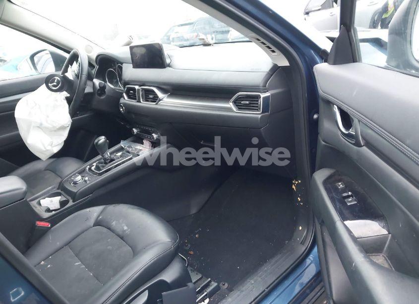 Photo 5 of 2021 Mazda Cx-5 TOURING (VIN JM3KFBCM7M0369503)