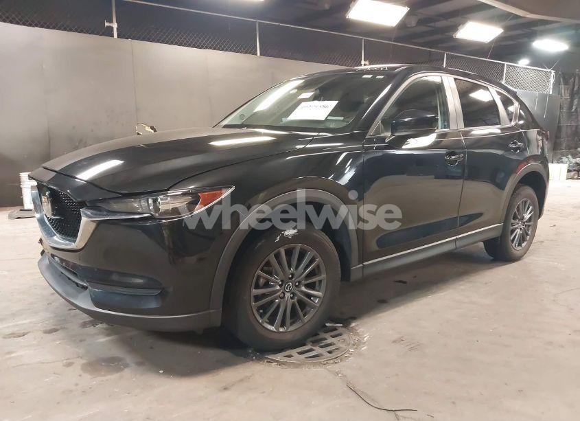 Photo 2 of 2021 Mazda Cx-5 TOURING (VIN JM3KFBCM7M0476924)