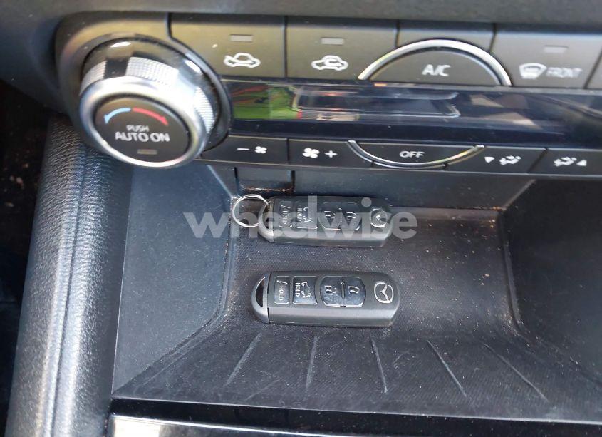 Photo 11 of 2018 Mazda Cx-5 TOURING (VIN JM3KFBCM8J0303490)