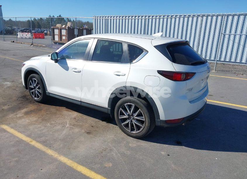 Photo 3 of 2018 Mazda Cx-5 TOURING (VIN JM3KFBCM8J0456449)
