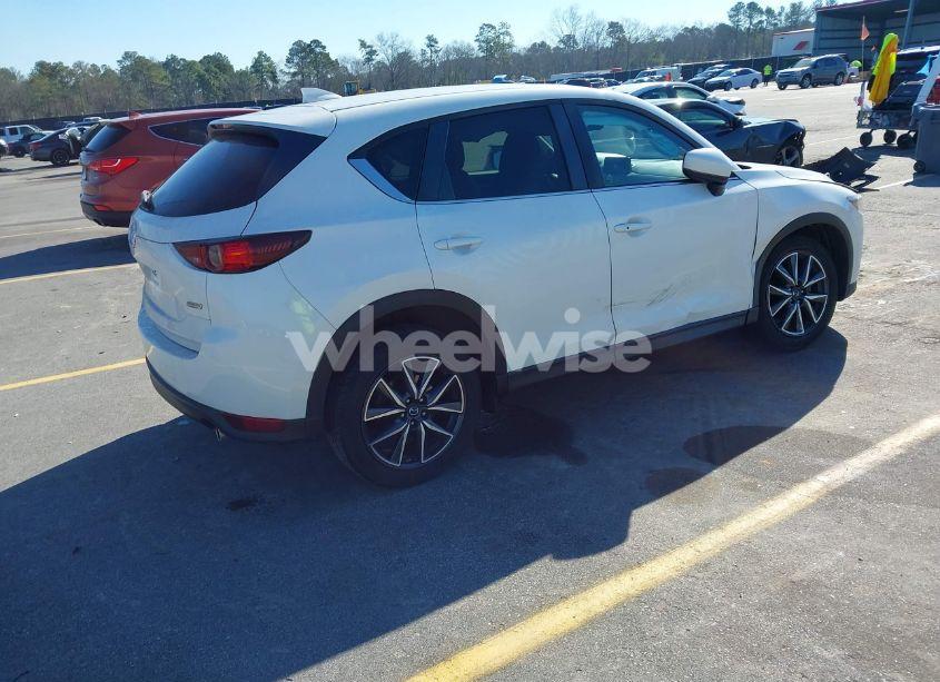 Photo 4 of 2018 Mazda Cx-5 TOURING (VIN JM3KFBCM8J0456449)