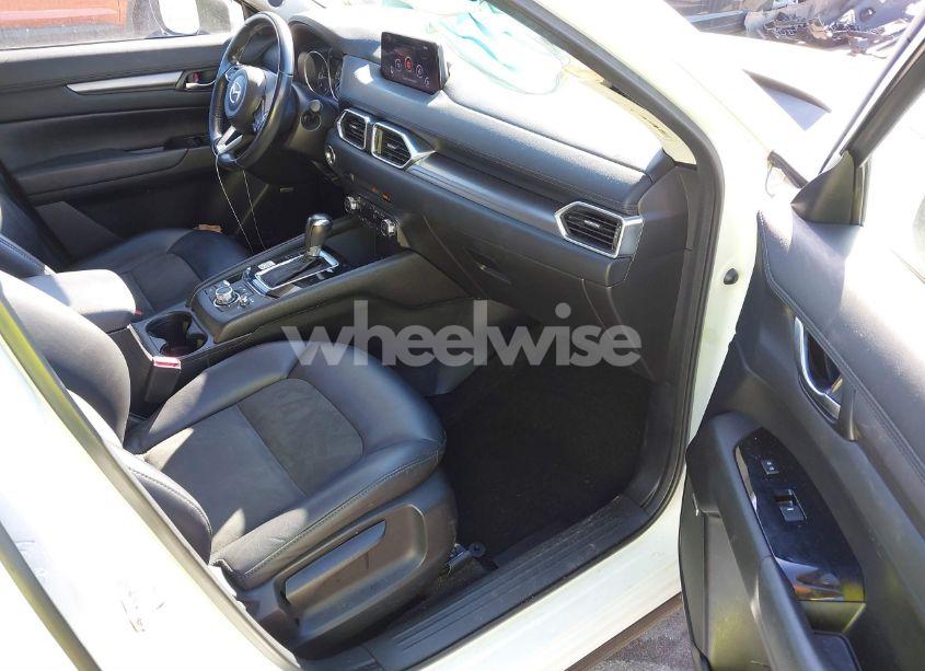 Photo 5 of 2018 Mazda Cx-5 TOURING (VIN JM3KFBCM8J0456449)