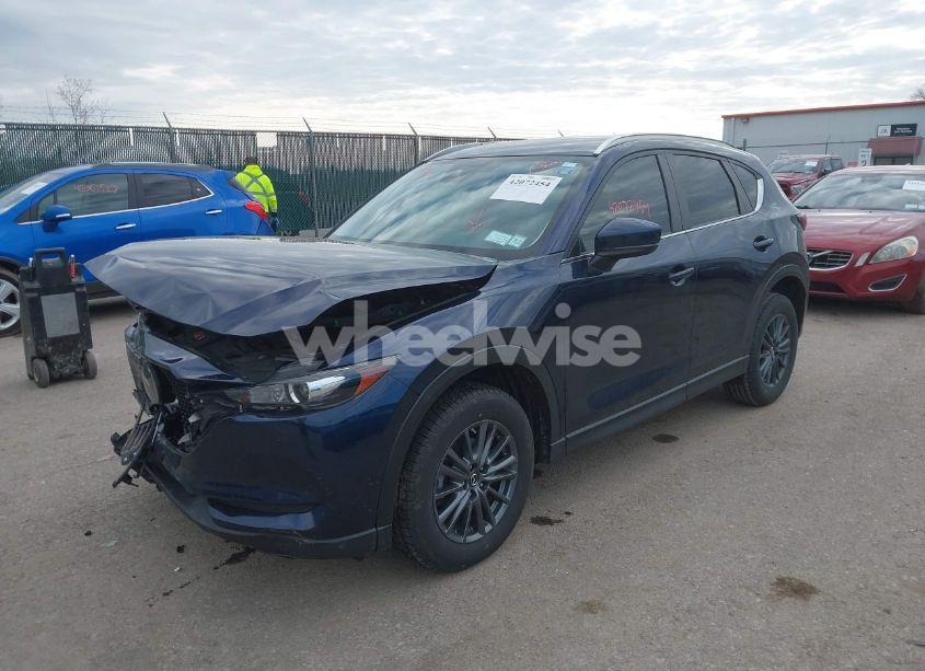 Photo 2 of 2019 Mazda Cx-5 TOURING (VIN JM3KFBCM8K0692083)