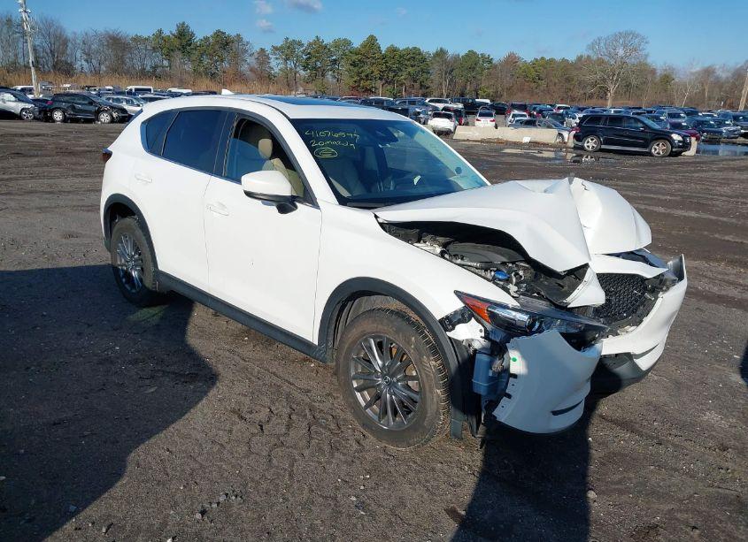 2020 Mazda Cx-5 TOURING (VIN JM3KFBCM8L0847877) main photo