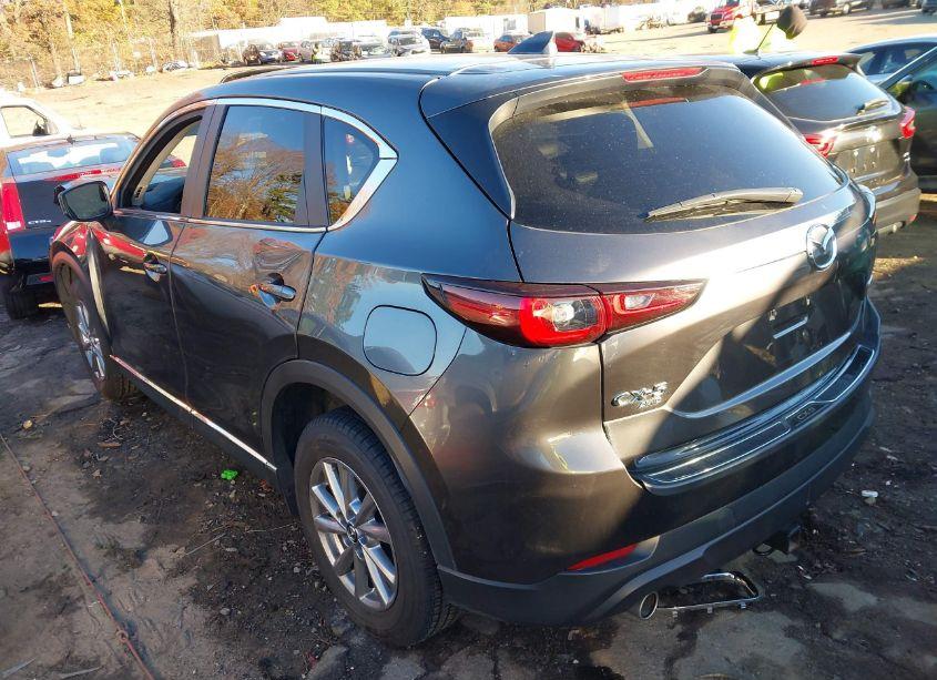 Photo 3 of 2022 Mazda Cx-5 2.5 S PREFERRED (VIN JM3KFBCM8N0576886)