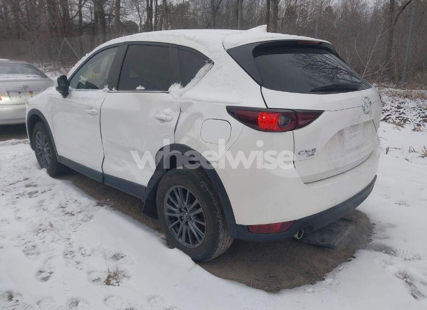 Photo 3 of 2021 Mazda Cx-5 TOURING (VIN JM3KFBCM9M0442306)