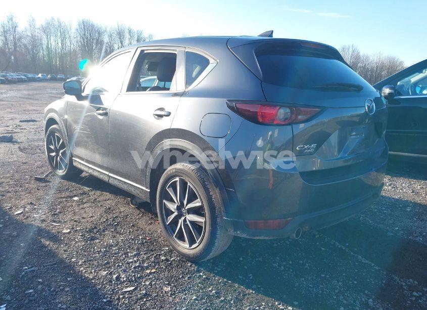 Photo 3 of 2018 Mazda Cx-5 TOURING (VIN JM3KFBCMXJ0391474)