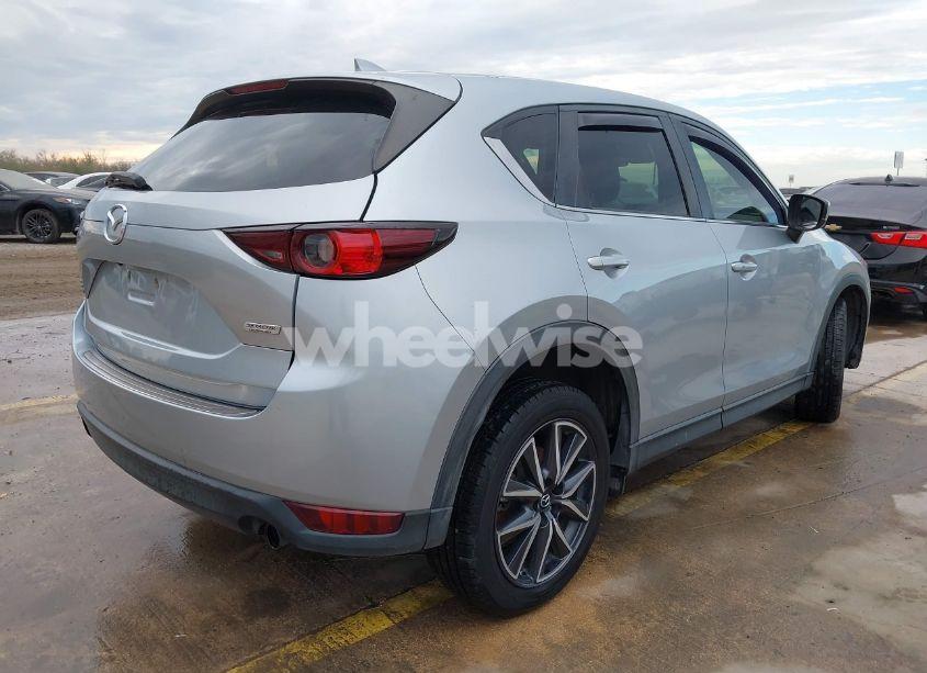 Photo 4 of 2018 Mazda Cx-5 TOURING (VIN JM3KFBCMXJ0398733)