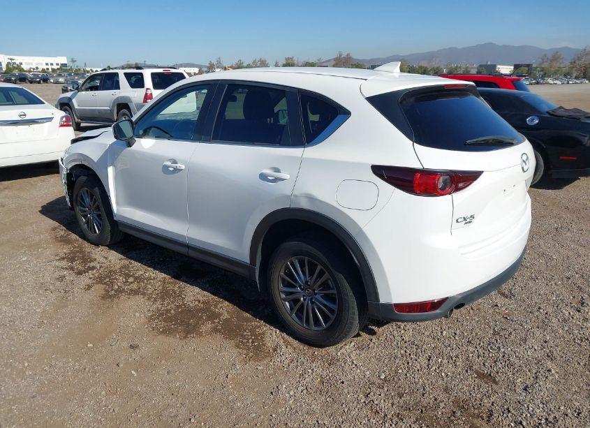 Photo 3 of 2020 Mazda Cx-5 TOURING (VIN JM3KFBCMXL0835262)
