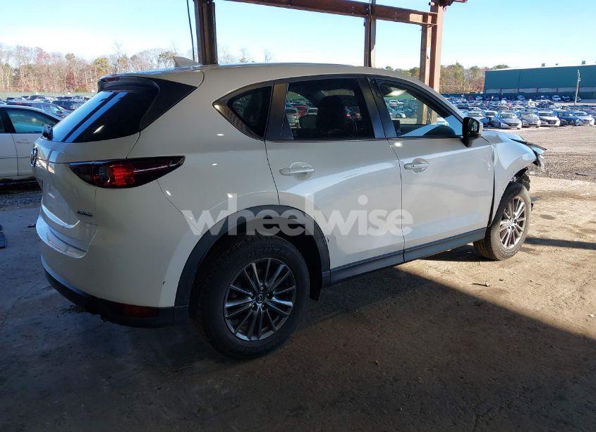 Photo 4 of 2021 Mazda Cx-5 TOURING (VIN JM3KFBCMXM1322072)
