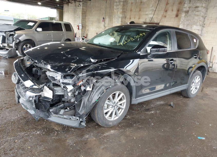 Photo 2 of 2022 Mazda Cx-5 2.5 S PREFERRED (VIN JM3KFBCMXN0619849)