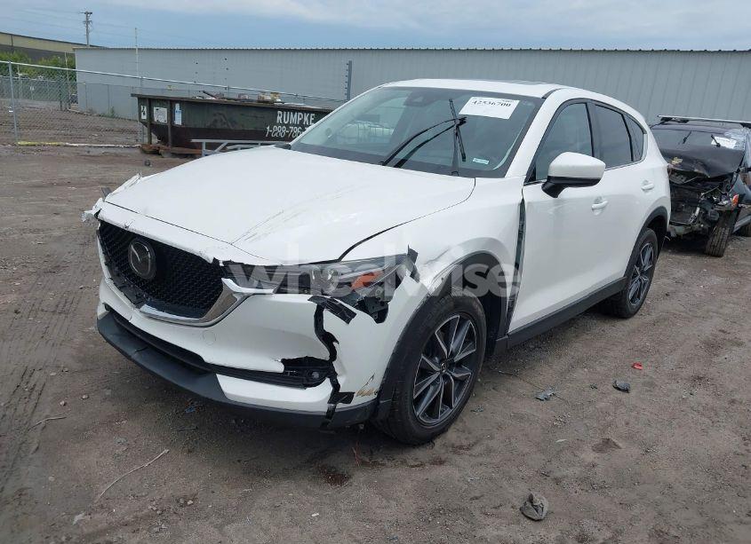 Photo 2 of 2017 Mazda Cx-5 GRAND TOURING (VIN JM3KFBDL1H0163024)