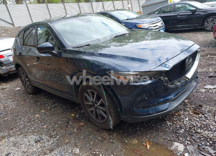 2017 Mazda Cx-5 GRAND TOURING (VIN JM3KFBDL3H0195831) main photo