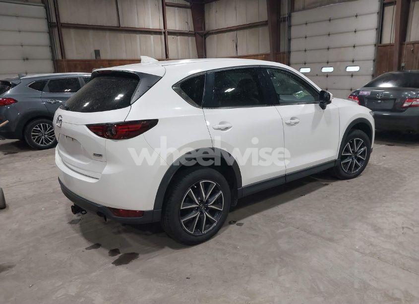 Photo 4 of 2017 Mazda Cx-5 GRAND TOURING (VIN JM3KFBDLXH0188939)