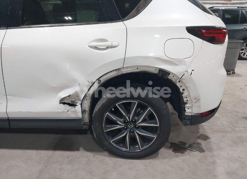 Photo 6 of 2017 Mazda Cx-5 GRAND TOURING (VIN JM3KFBDLXH0188939)