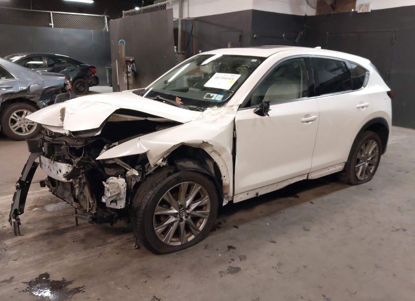 Photo 2 of 2019 Mazda Cx-5 GRAND TOURING (VIN JM3KFBDM0K0683828)