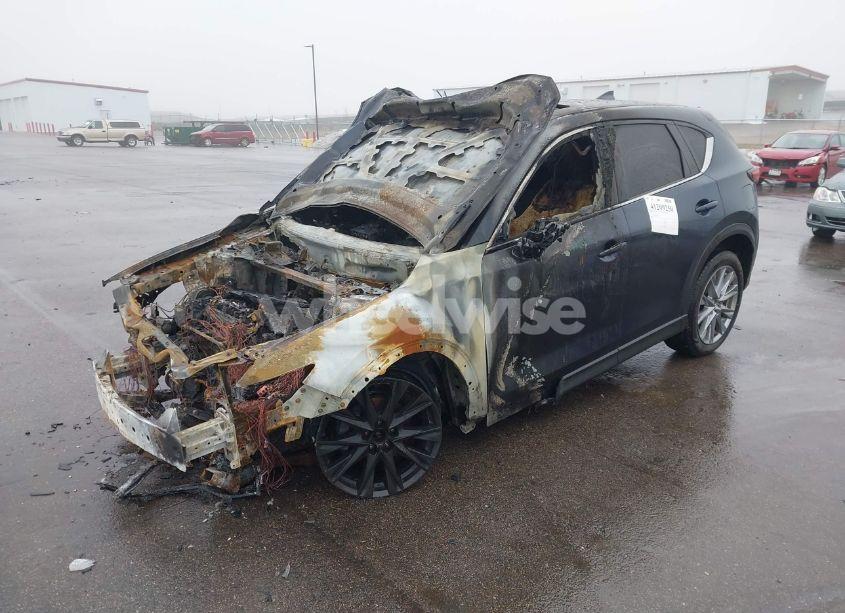 Photo 2 of 2021 Mazda Cx-5 GRAND TOURING (VIN JM3KFBDM0M0326877)