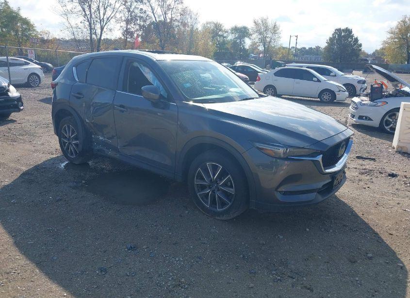 2018 Mazda Cx-5 GRAND TOURING (VIN JM3KFBDM4J0335058) main photo