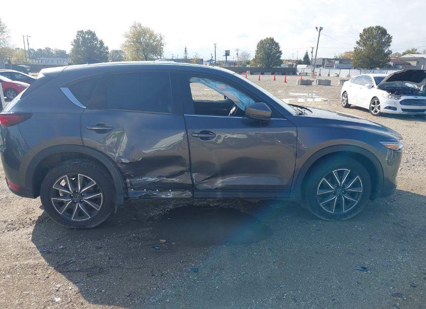 Photo 13 of 2018 Mazda Cx-5 GRAND TOURING (VIN JM3KFBDM4J0335058)