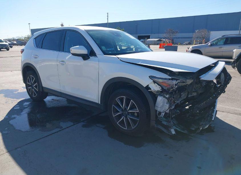 2018 Mazda Cx-5 GRAND TOURING (VIN JM3KFBDM4J0356721) main photo