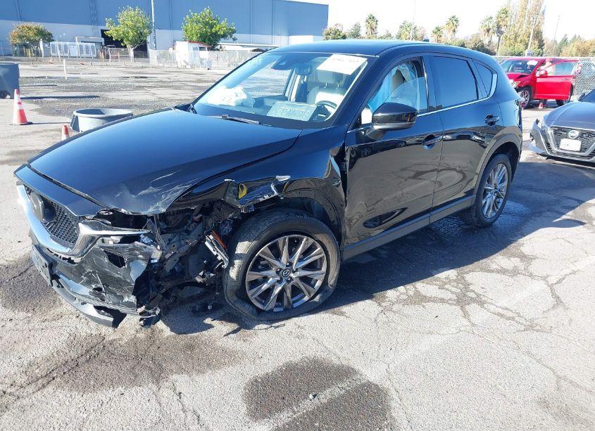 Photo 2 of 2021 Mazda Cx-5 GRAND TOURING (VIN JM3KFBDM4M0329586)