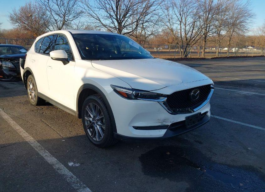 2019 Mazda Cx-5 GRAND TOURING (VIN JM3KFBDM5K0588293) main photo