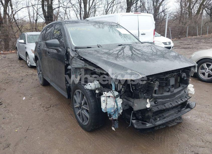 2018 Mazda Cx-5 GRAND TOURING (VIN JM3KFBDM7J0347849) main photo