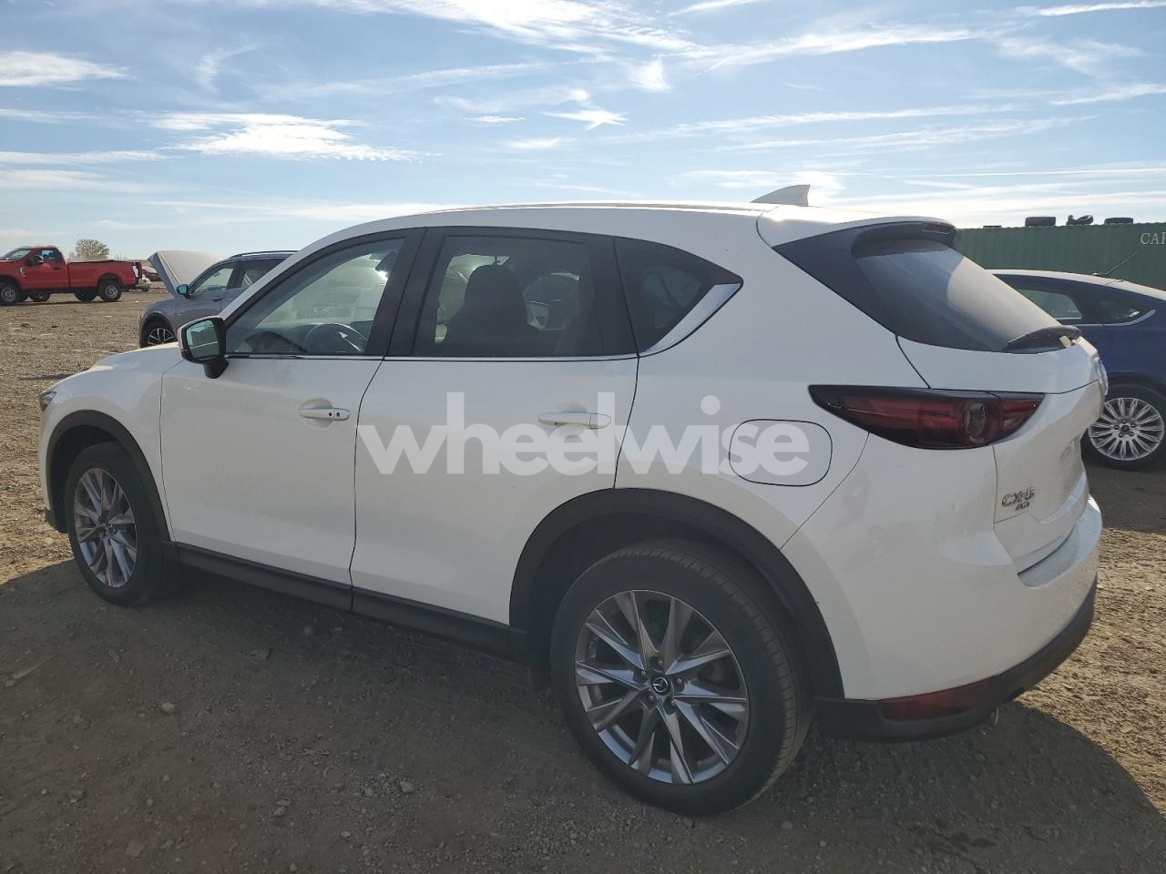Photo 2 of 2020 MAZDA CX-5 GRAND TOURING (VIN JM3KFBDM7L0815193)