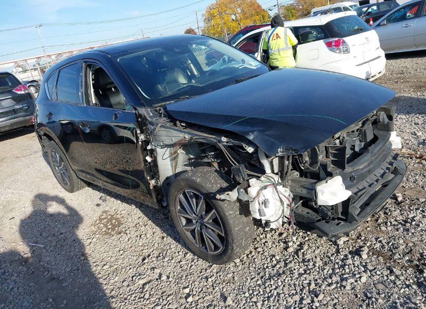 2018 Mazda Cx-5 GRAND TOURING (VIN JM3KFBDM8J0407380) main photo