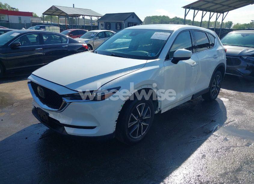 Photo 2 of 2018 Mazda Cx-5 GRAND TOURING (VIN JM3KFBDM8J0420422)