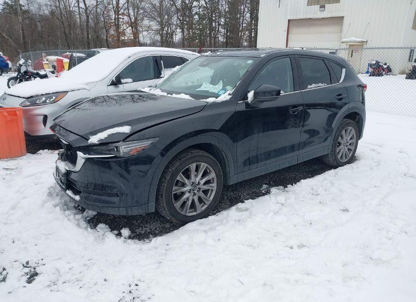Photo 2 of 2020 Mazda Cx-5 GRAND TOURING (VIN JM3KFBDM8L0789512)