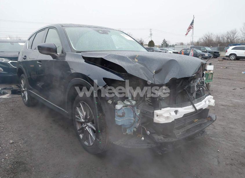 2019 Mazda Cx-5 GRAND TOURING (VIN JM3KFBDM9K0698831) main photo